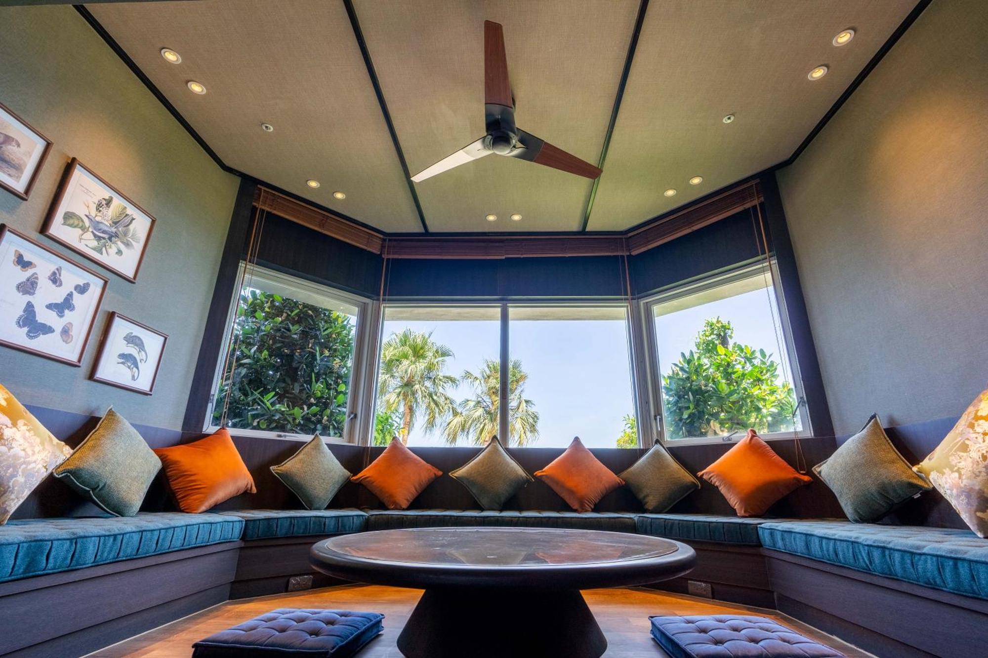 Hualien Farglory Hotel Yanliau Exteriér fotografie A ceiling fan in a hotel